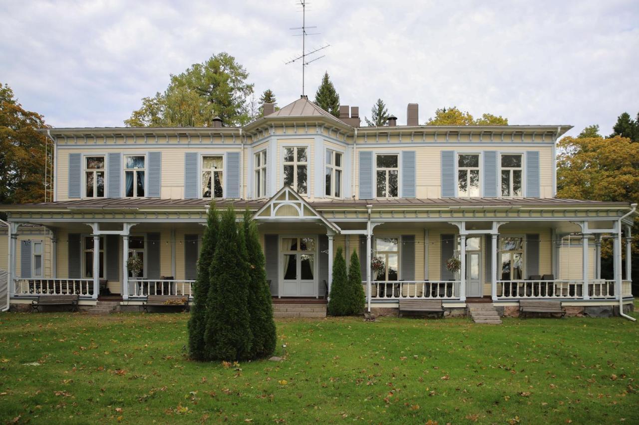 Neitsytniemen Kartanohotelli Virasoja Exterior foto
