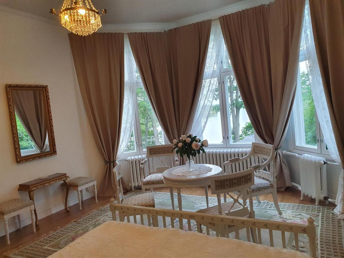 Neitsytniemen Kartanohotelli Virasoja Exterior foto